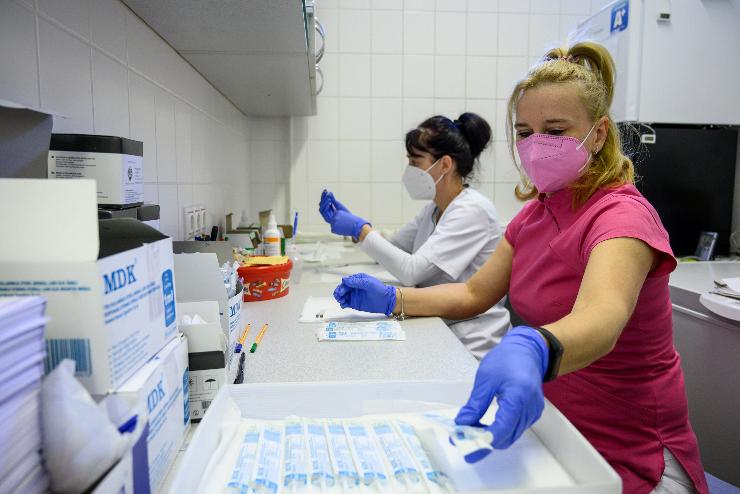 Országos tisztifőorvos: Szputnyik vakcinára is lehet időpontot foglalni